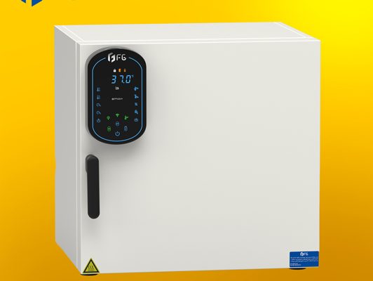 Smart laboratory oven