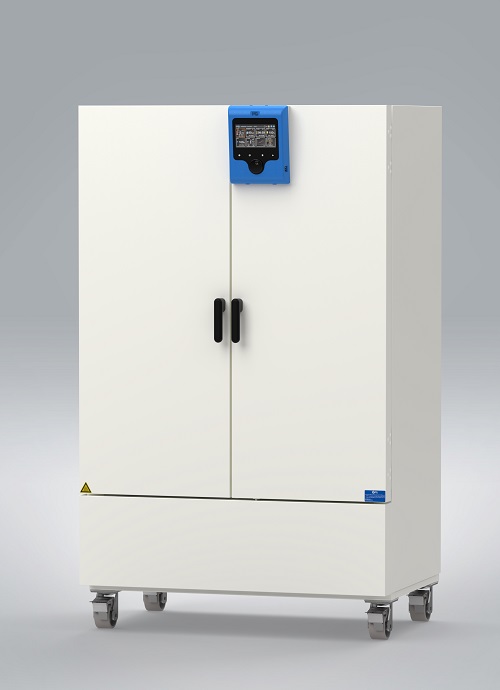 700-liter temperature and humidity chamber